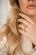 Lux Signet Ring